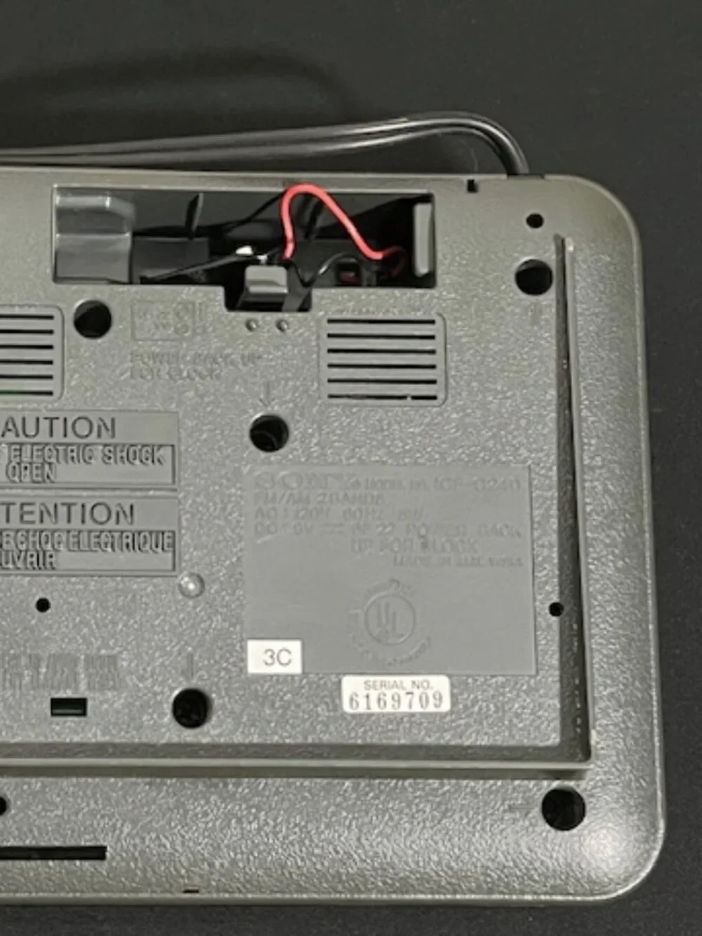 Sony Dream Machine ICF-C240